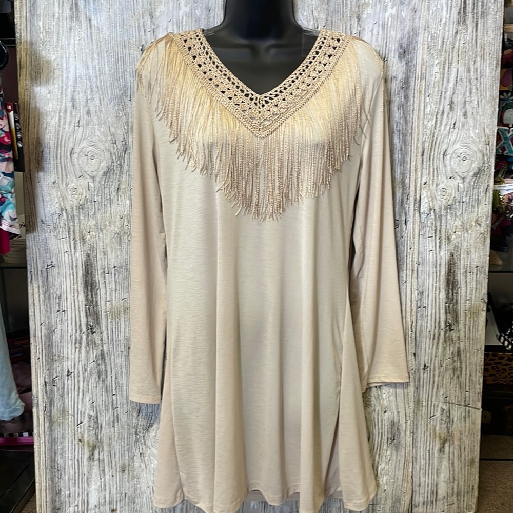 NWT L&B FRINGE Dress, WITH CROCHET NECK LINE